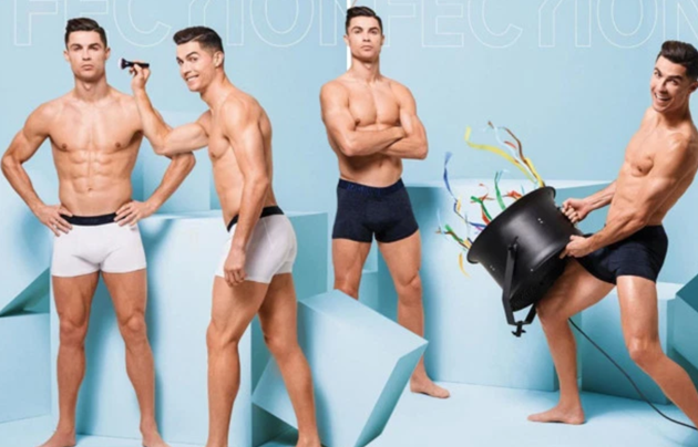 Ảnh bài viết Ronaldo khoe cơ bụng 6 múi vạn người mê