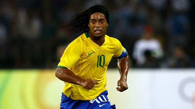 8 danh thủ khoác áo số 10 vĩ đại nhất lịch sử Brazil