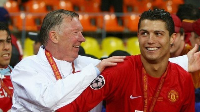 Những tình huống Sir Alex và Ronaldo thể hiện tình cảm như cha con