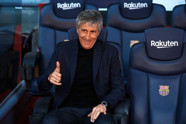 "Thoi thóp" vì bão chấn thương, Barca nhanh tay giữ lấy thần đồng
