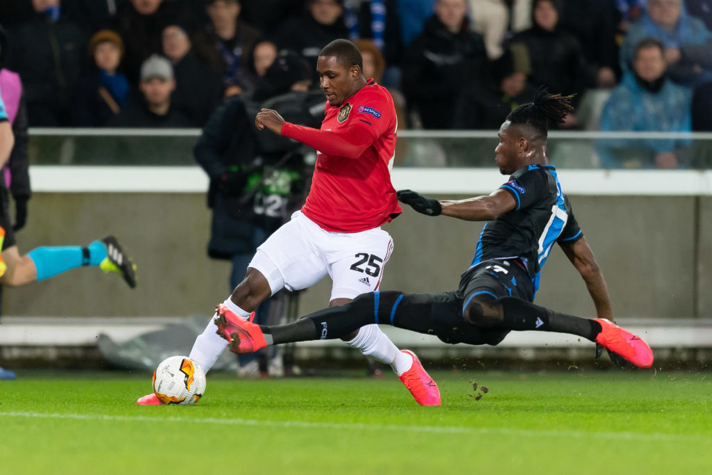 Man Utd mua đứt Ighalo: "1 mũi tên trúng 4 đích"