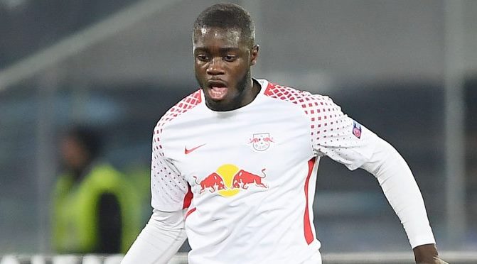 Ảnh bài viết Fan Arsenal chào mừng 'đá tảng', chỉ ra bộ tứ vệ trong mơ