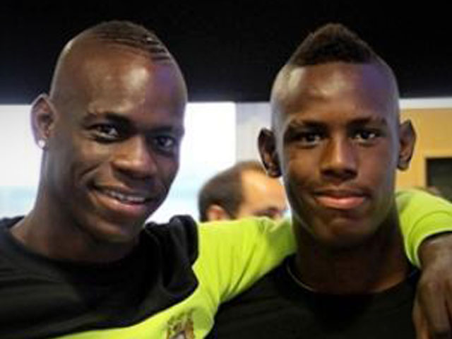 Ảnh bài viết 'Đó là lý do Balotelli viết 'Why always me?' lên áo'