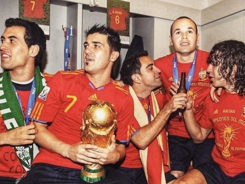 Nhìn lại đội hình Barcelona lên ngôi vô địch World Cup năm 2010