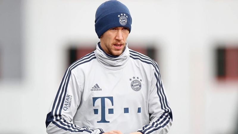 Chỉ 1 hình ảnh, Bayern nhận tin mừng khó tả giữa đại dịch