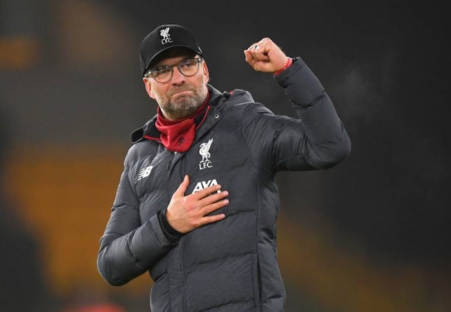 Sao EPL: 'Tôi sẽ trao chức vô địch cho Liverpool, họ xứng đáng'