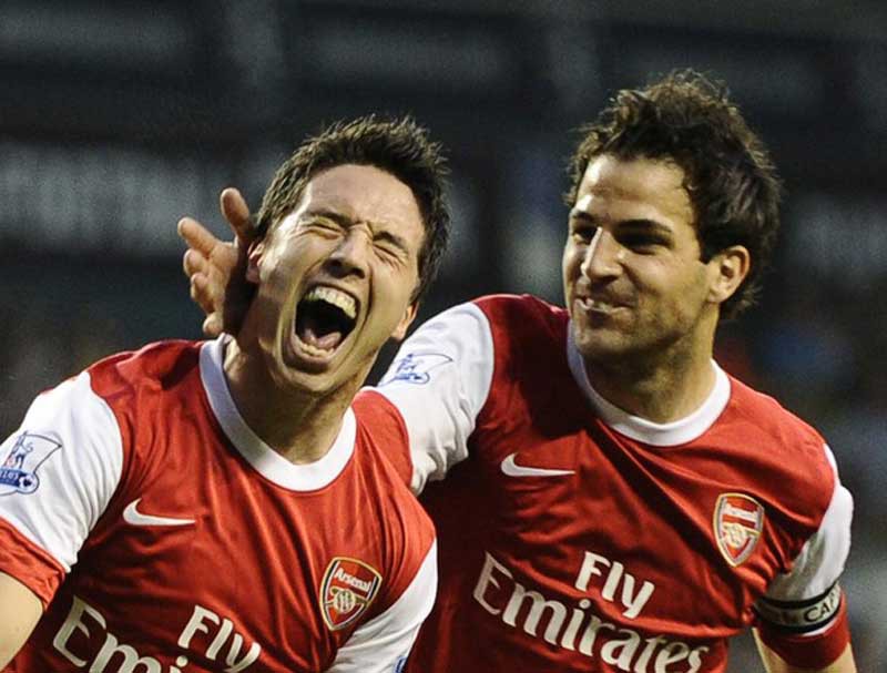 Được siêu trinh sát chỉ điểm, Wenger vẫn vuột mất 2 'kẻ thay thế' lý tưởng