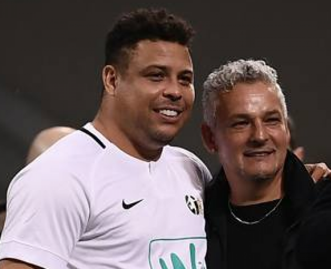 'Roberto Baggio xuất sắc hơn Ronaldo'