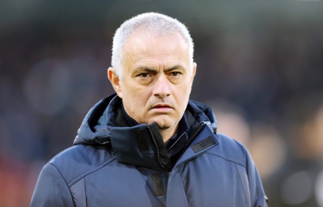 Ảnh bài viết Củng cố tuyến giữa, Mourinho nhắm "nạn nhân của De Jong"