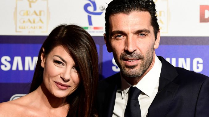 Bồ già của Buffon: 'Có lẽ tôi sẽ giải nghệ trước anh ấy!'