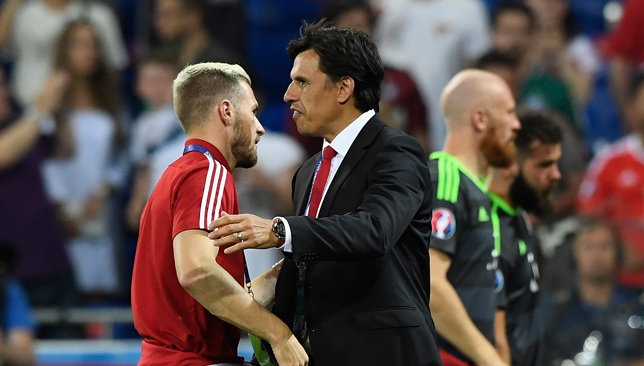 'Ramsey hoàn toàn có thể chơi cho Manchester United'