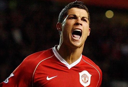 "Sir Alex phải dừng buổi tập vì Ronaldo đánh nhau với cậu ấy"