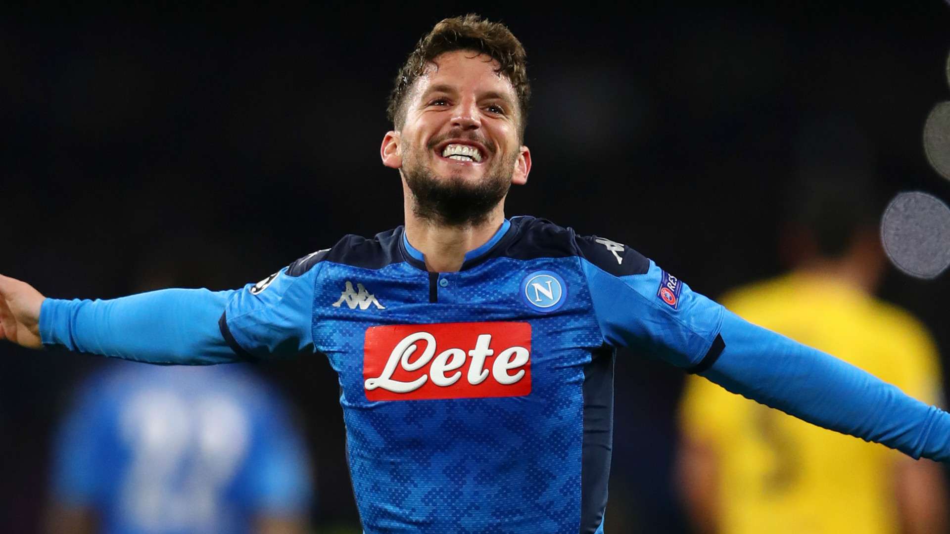 Vì 2 lí do, "đầu tàu" của Napoli bán mình cho Chelsea