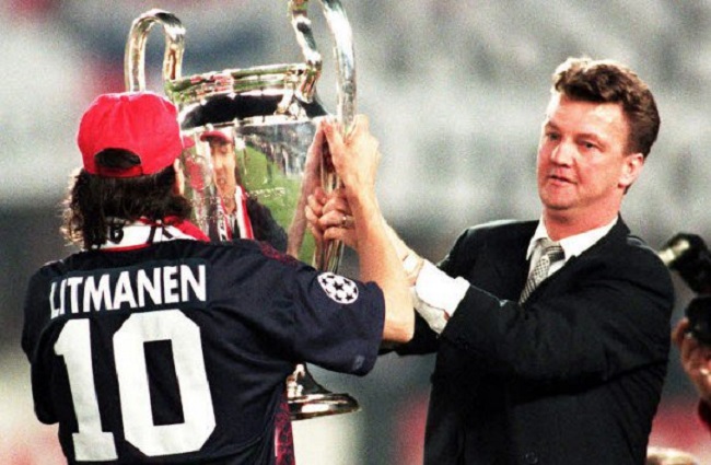 Van Gaal: 'Tôi chưa từng thấy số 10 nào xuất sắc hơn cậu ấy'