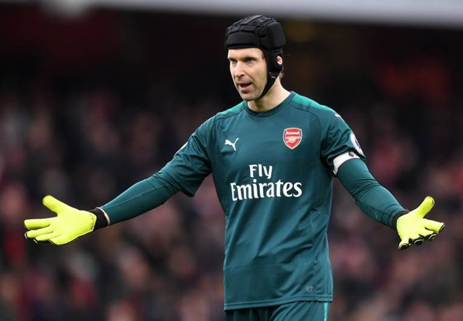 Ảnh bài viết Cech: 'Courtois là tương lai của CLB với sự chất lượng và tiềm năng'