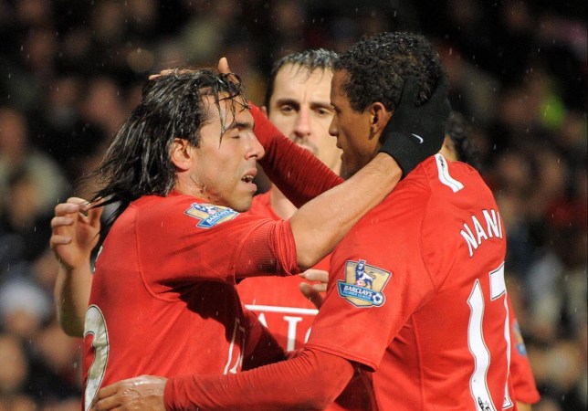CHOÁNG! Rõ lý do thực sự khiến Tevez rời Man Utd