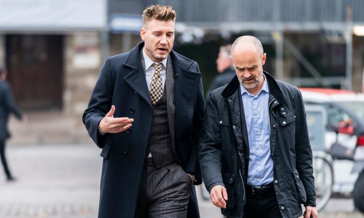 Choáng với con số 'Lord' Bendtner từng để mất cho chiếu bạc