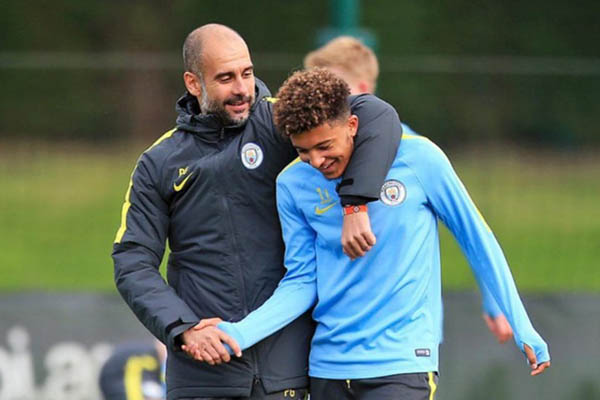 "Thật chẳng hiểu vì sao Pep Guardiola lại để cậu ấy rời Man City"