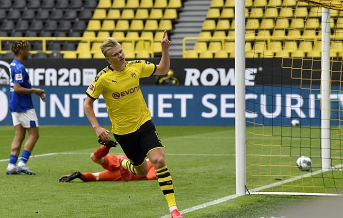 Haaland lý giải cho hành động kỳ lạ của Dortmund sau trận đấu