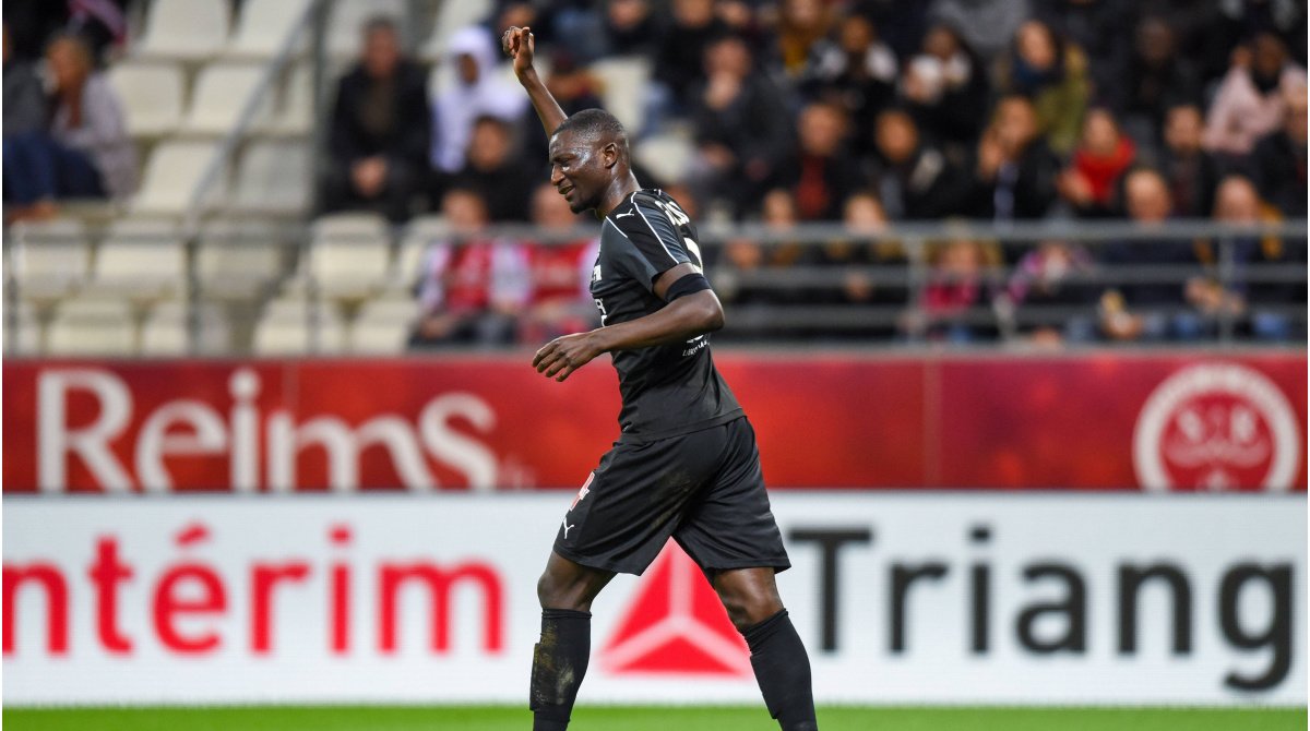Fan Arsenal: "Cậu ấy chỉ là Sanogo 2.0"