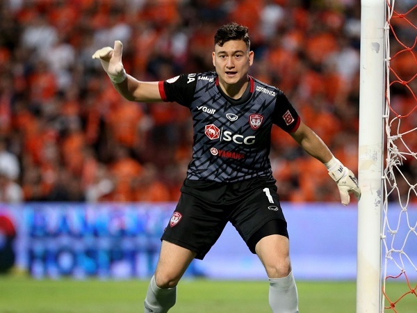 Muangthong rối ren nội bộ, tương lai Đặng Văn Lâm bất định