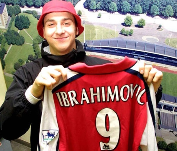 Ibrahimovic từ chối Arsenal vì không muốn thử việc