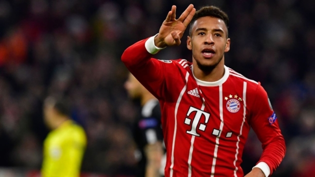 Fan Quỷ đỏ đồng loạt phản ứng trước 'cú lừa' của Bayern