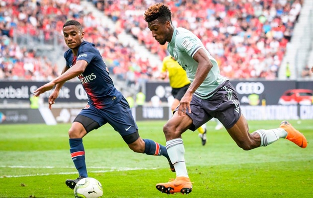 Sao PSG "bó tay" trước khả năng chạy như điện của "tia chớp" Bayern