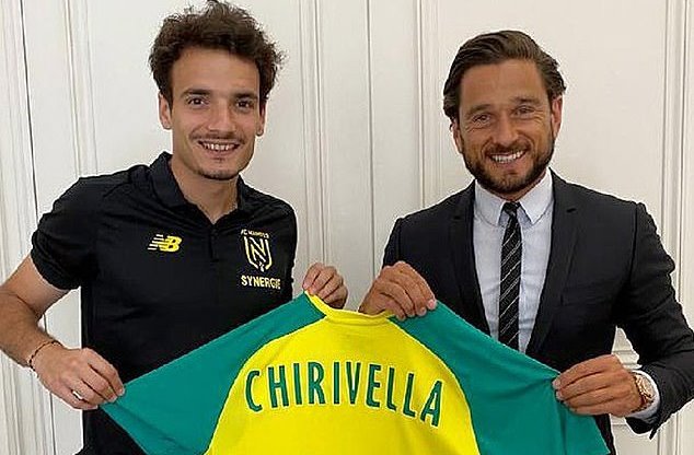 CHÍNH THỨC! Sao Liverpool rời Anfield sau 5 năm gắn bó