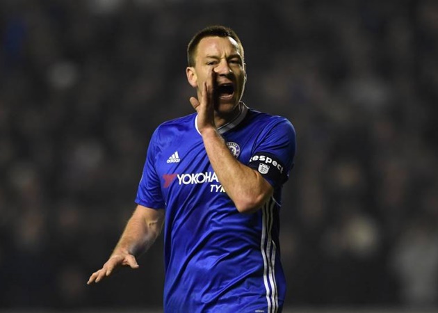 Ảnh bài viết Terry tiết lộ sốc về vụ khước từ Man Utd, đồng ý gia nhập Chelsea