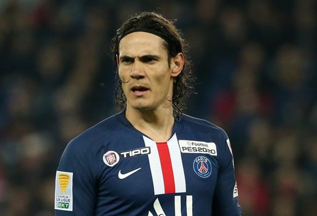 Bị đối xử phũ phàng, Cavani bất ngờ "đáp trả" PSG