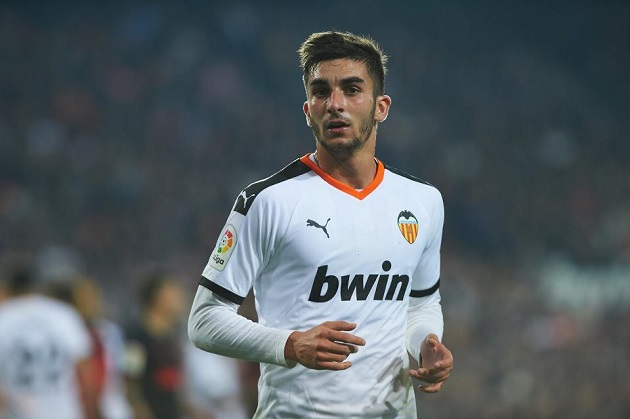 Ảnh bài viết Juve nhập cuộc với M.U, Liverpool, tranh chữ ký F.Torres