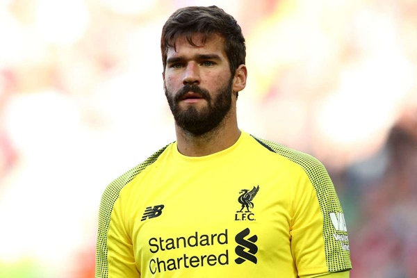 Cuộc đua Găng tay Vàng Premier League: Alisson thứ 2, bất ngờ với vị trí số 1