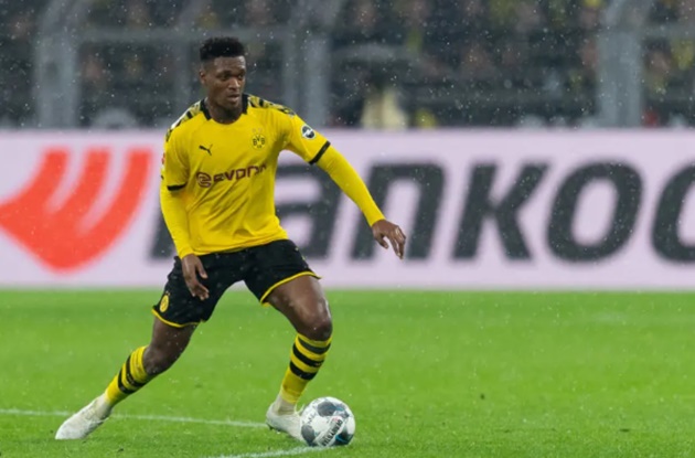 GĐTT lên tiếng, Dortmund sắp giữ chân "viên ngọc quý"