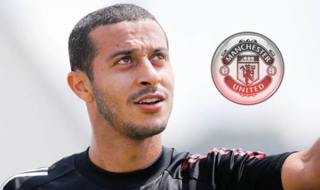 Ảnh bài viết Chuyển nhượng M.U 15/07: Đẩy đi 6 cái tên; Lợi thế vụ Thiago