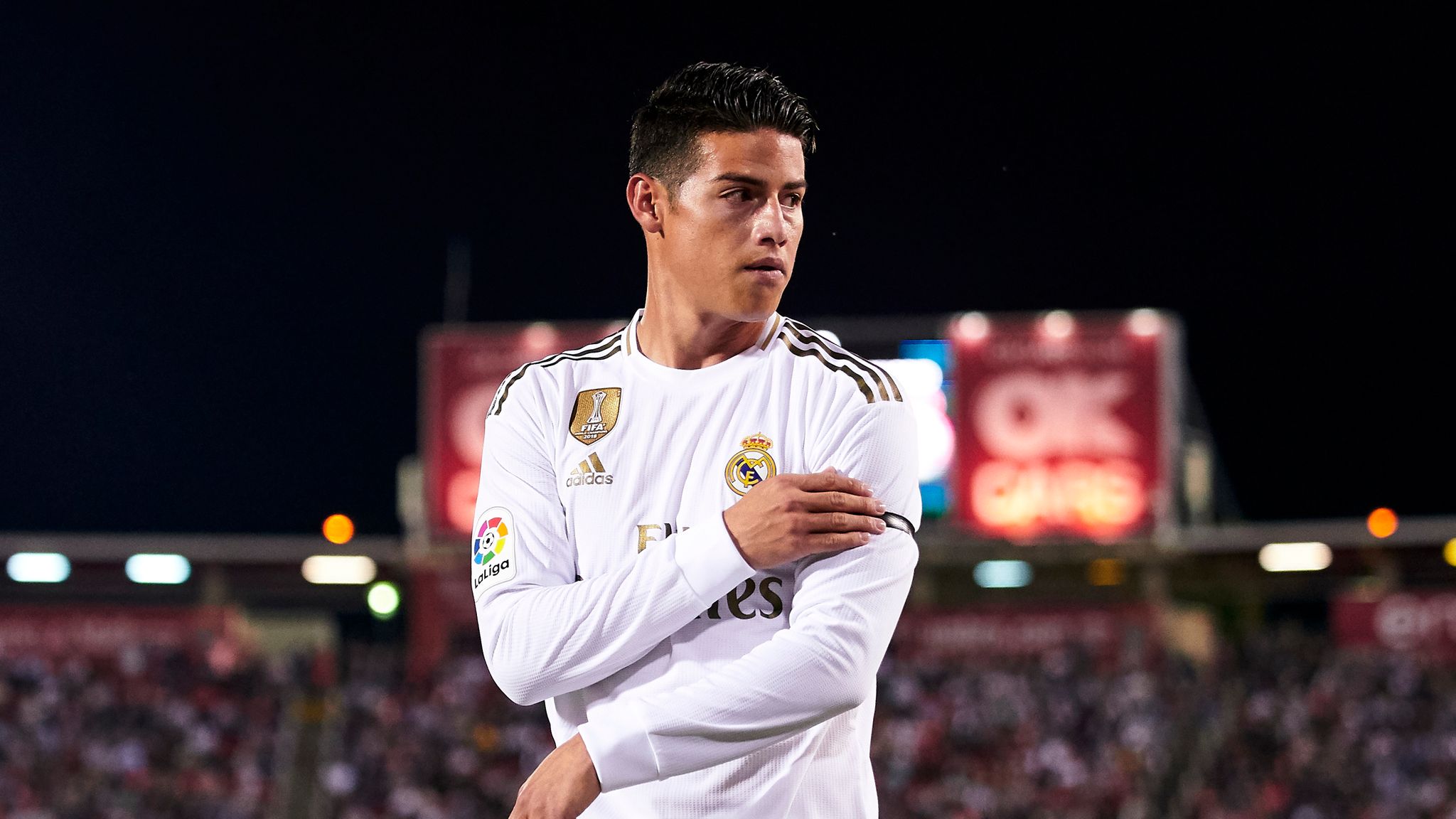 Chuẩn bị đàm phán, "kẻ thất sủng" của Real Madrid đào tẩu sang Man United 