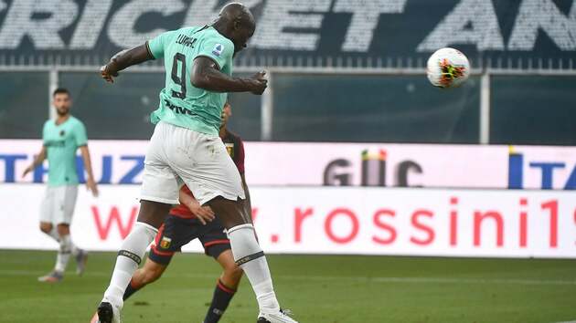 Ảnh bài viết Lukaku lập cú đúp, san bằng kỷ lục 70 năm của Inter