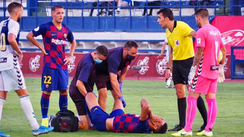 Tài năng trẻ chấn thương, Barca gặp rắc rối lớn trước màn đụng độ Napoli