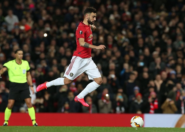 Ảnh bài viết 'Cựu thù' bày cách cho các thủ môn EPL bắt bài Bruno Fernandes