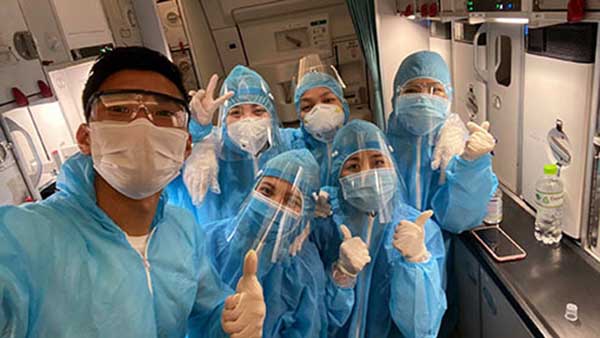 Đoàn Văn Hậu đã về đến Việt Nam, sẽ cách ly 14 ngày ở Quảng Ninh