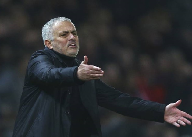 Ảnh bài viết Mourinho ra chỉ thị, Spurs gây sốc với cái tên 'dự phòng' cho Kane