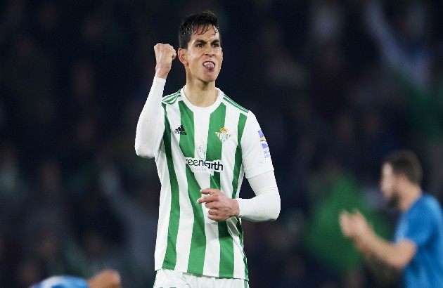 Liverpool tiến gần đến trung vệ 9 triệu bảng