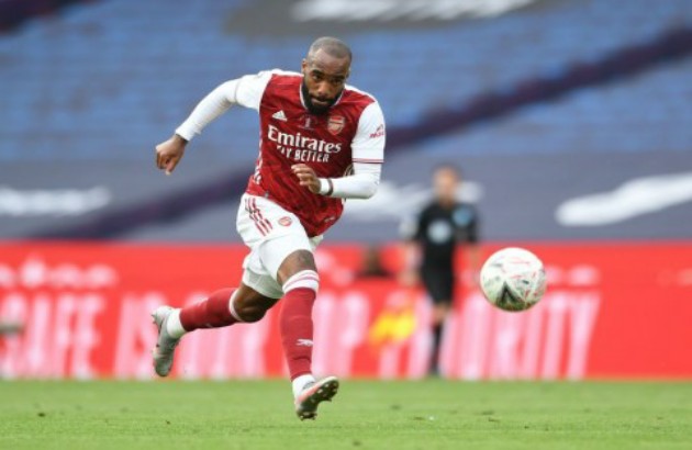 Ảnh bài viết Chỉ cần Aubameyang "gật đầu", Arsenal sẽ bán Lacazette 