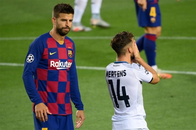 Sao Napoli: 'Chúng tôi đã tặng Barcelona chiến thắng này'