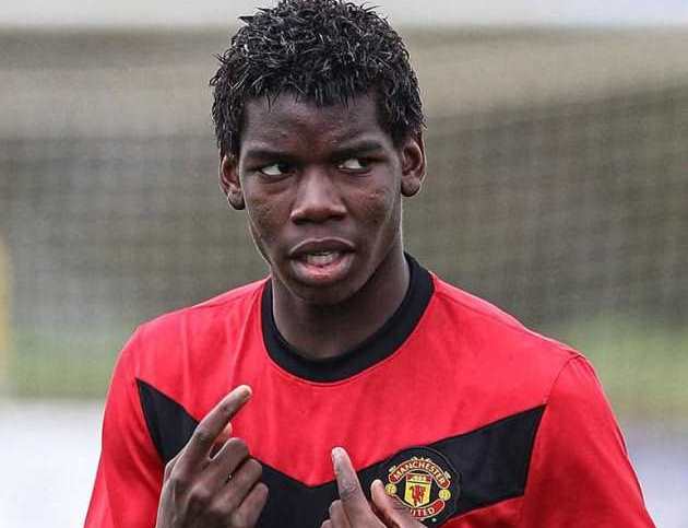 Muôn vàn kiểu tóc của Pogba từ thời 'trẻ trâu' đến hiện tại