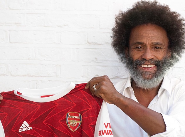 Ảnh bài viết Cười vỡ bụng với loạt ảnh chế Willian gia nhập Arsenal