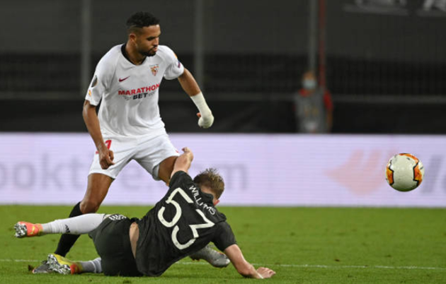 Man United bị loại, CĐV lập tức "tẩy chay" một cái tên