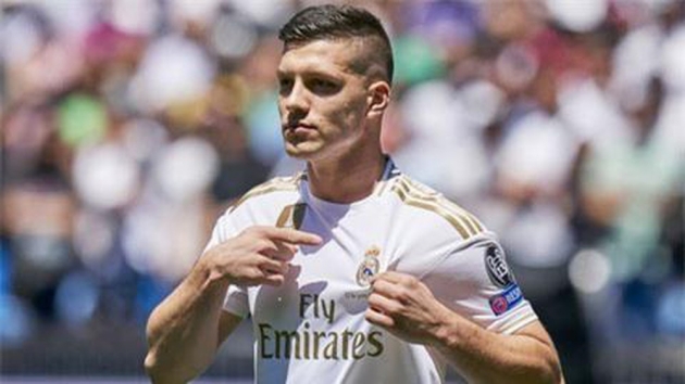 Ảnh bài viết Thất bại trên sân cỏ, "bom xịt" Real lại chiến thắng mặt trận khác