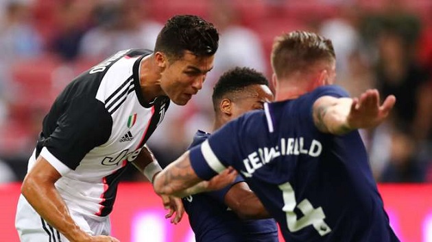 'Ngọc quý' Tottenham hồi tưởng khoảnh khắc được chạm trán Ronaldo