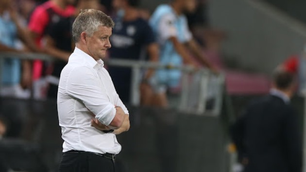 Phil Egan: "Man Utd nên chiêu mộ chân sút đó"